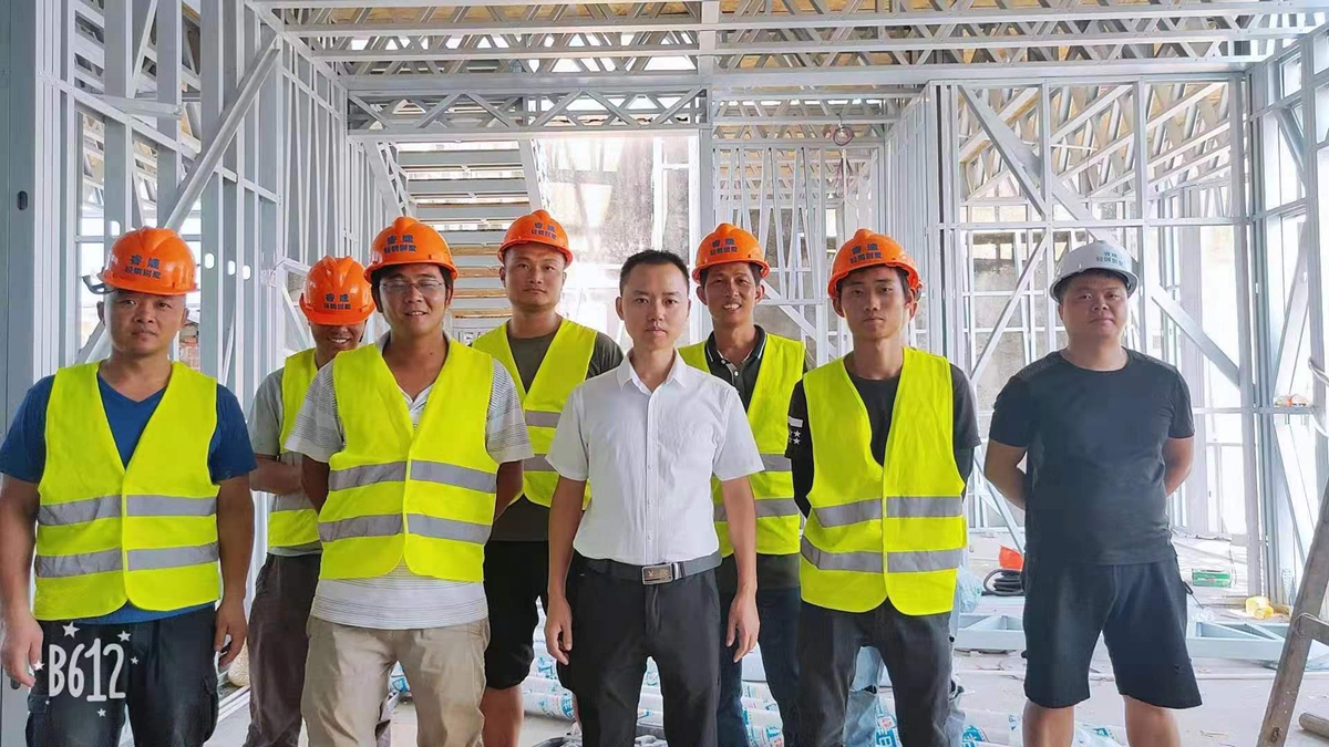 睿婕造未來(lái)，鋼結(jié)構(gòu)別墅的前沿設(shè)計(jì)與技術(shù)創(chuàng)新(圖2)